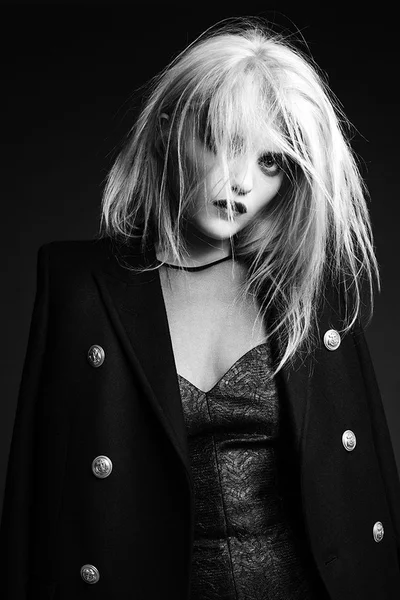 Look 12